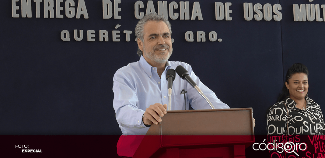 Oficial Mayor entrega cancha de usos múltiples en la primaria Rogelio Garfias Ruiz