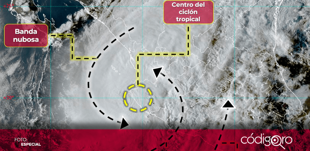 Huracán Lidia toca tierra en las costas de Jalisco
