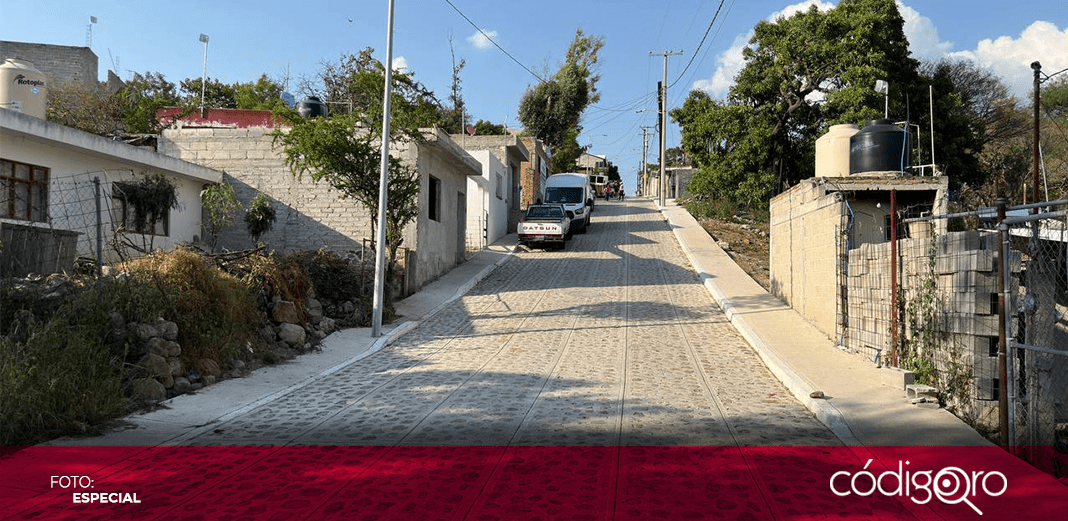 Titular de SDUOP entrega obras sociales en La Barreta