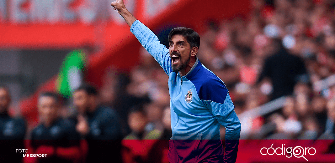 Veljko Paunović, con un pie fuera de Chivas; llegaría al Almería