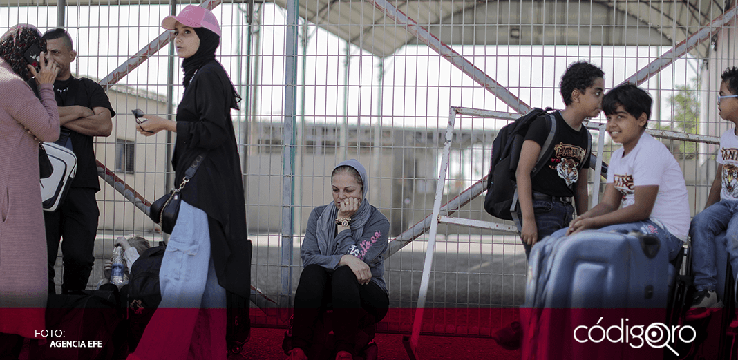 A través de Egipto, 500 extranjeros salen de la Franja de Gaza