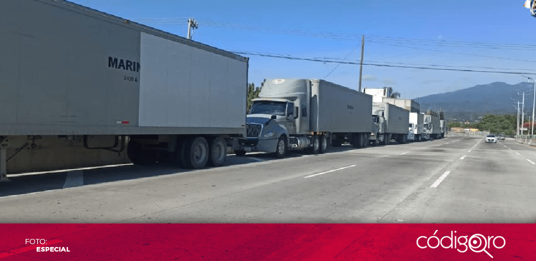 Entregan las primeras despensas a damnificados por Otis en Guerrero