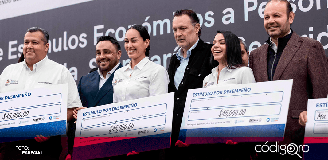 Reconoce gobernador con estímulos económicos a elementos de la SSC
