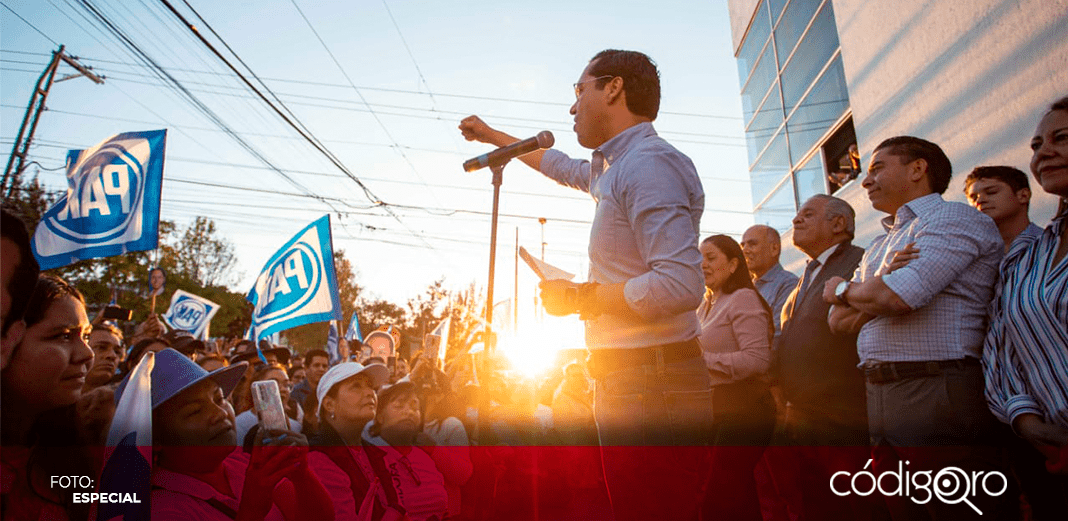 Josué Guerrero se registra como precandidato del PAN a la presidencia municipal de Corregidora