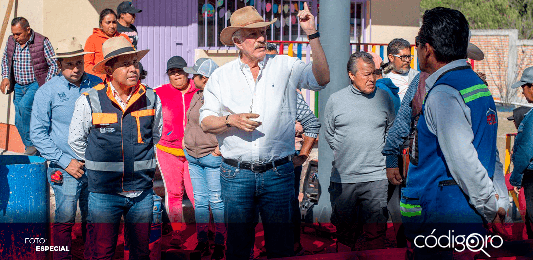 Enrique Vega supervisa obras de infraestructura deportiva y educativa