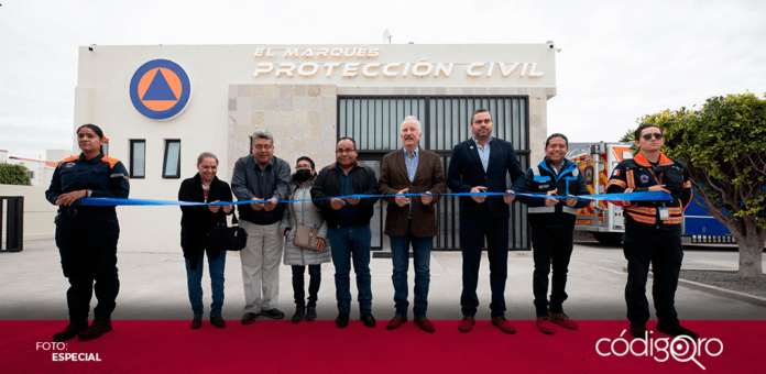El presidente municipal Enrique Vega Carriles entregó las nuevas instalaciones de Protección Civil de El Marqués. Foto: Especial