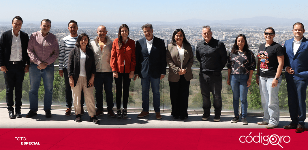 Recibe SECTUR comitiva española