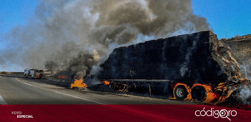 Cierre de carretera 57 por incendio de camión de carga