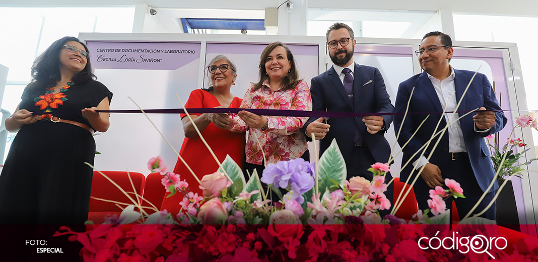 UAQ presenta acervo sobre género y feminismo