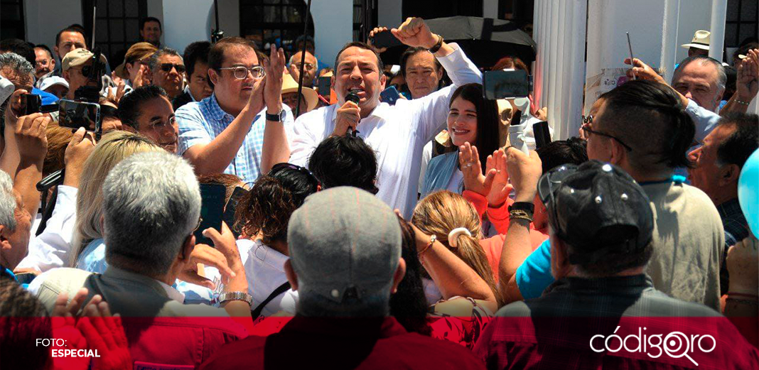 Roberto Cabrera se registra como candidato a alcaldía de San Juan del Río