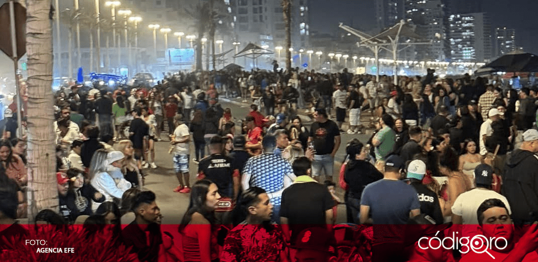 Presidente de México aplaude manifestación de bandas sinaloenses en Mazatlán