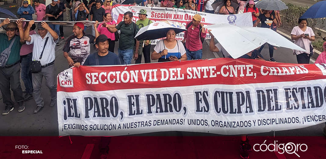 CNTE mantendrá su plantón en el Zócalo, de manera indefinida