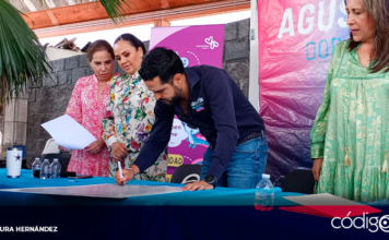 Agustín Dorantes firmó la agenda contra la violencia sexual infantil, de la fundación Vida Plena, a través del programa “Corazones Mágicos”