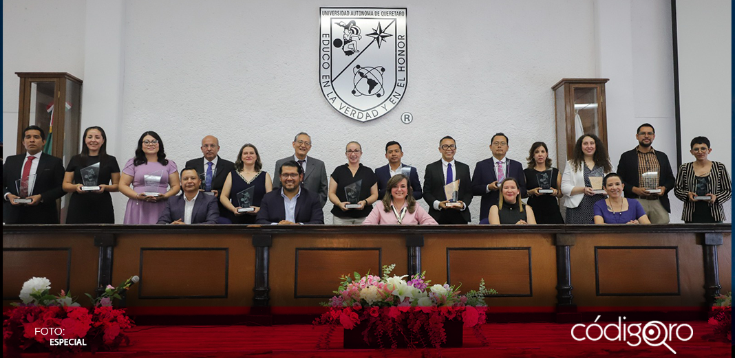 UAQ reconoce a docentes con  los premios “Xahni”