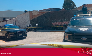 Este jueves, la Policía Estatal de Querétaro (POES) intervino una bodega ubicada en San José El Alto, donde fueron localizadas 21 personas