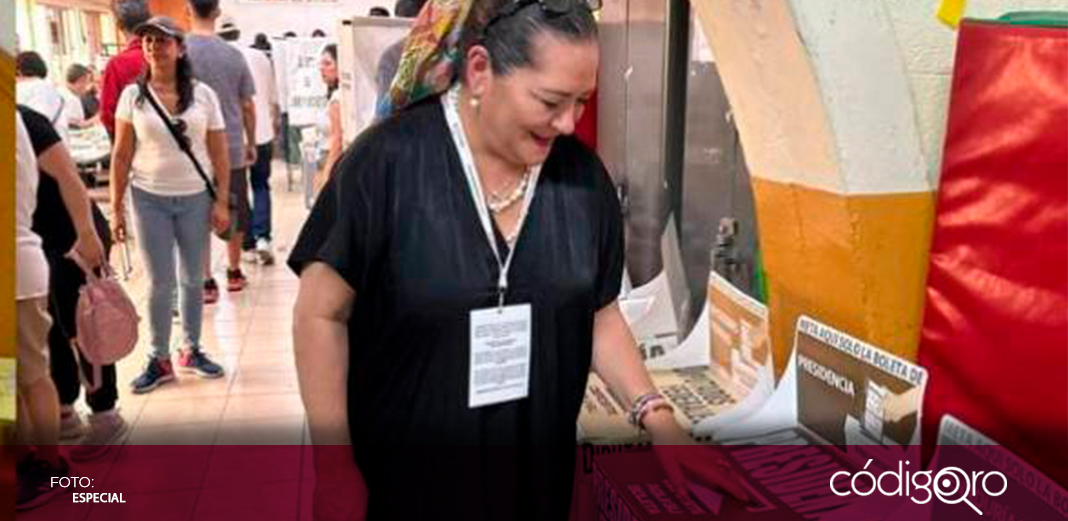 Guadalupe Taddei, presidenta del INE, ejerció su voto este domingo
