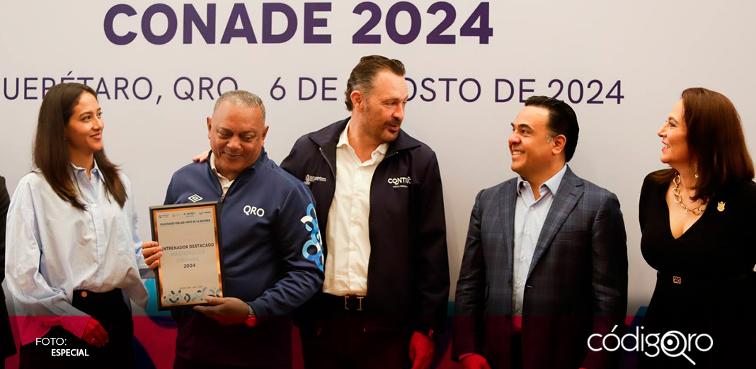 Luis Nava asiste a inauguración de Centro de Salud y a homenaje a medallistas