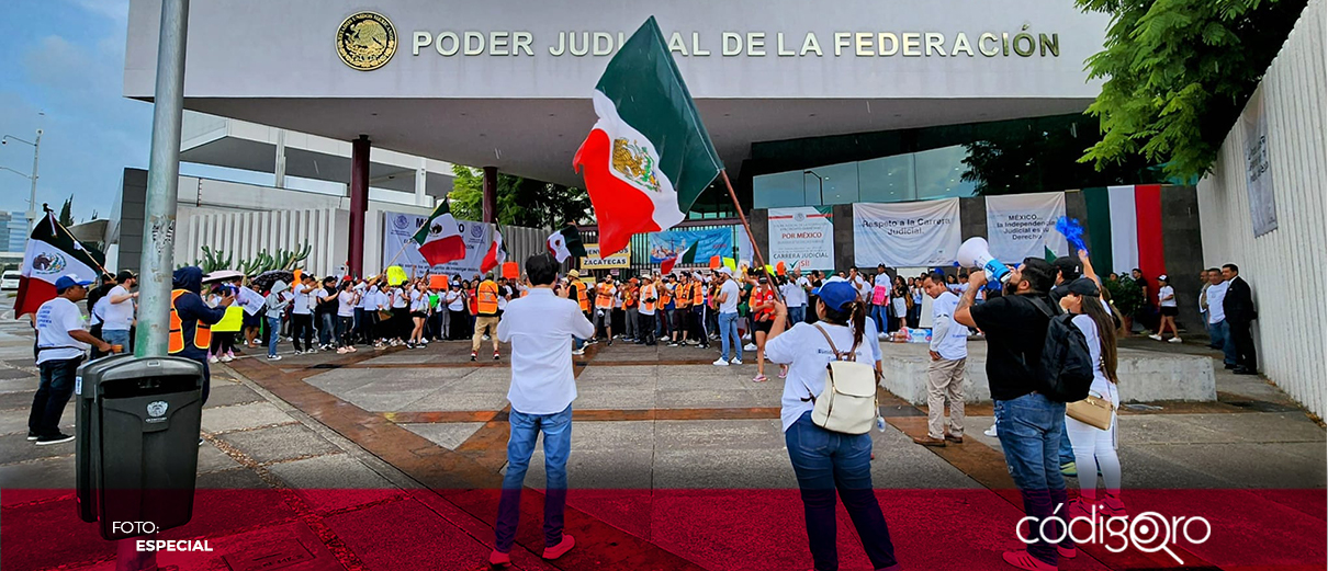 Caravana de trabajadores del Poder Judicial llega a Querétaro