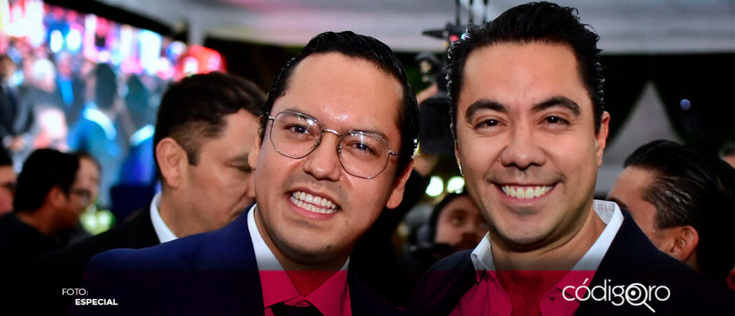 Felifer acompañó a Chepe Guerrero en su toma de posesión como presidente municipal. Foto: Especial