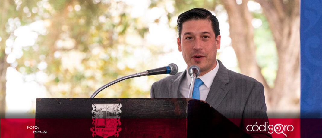 Con el objetivo de acercar a la ciudadanía a las comunidades y colonias de El Marqués, se contempla implementar el transporte con camionetas tipo van, informó el alcalde Rodrigo Monsalvo