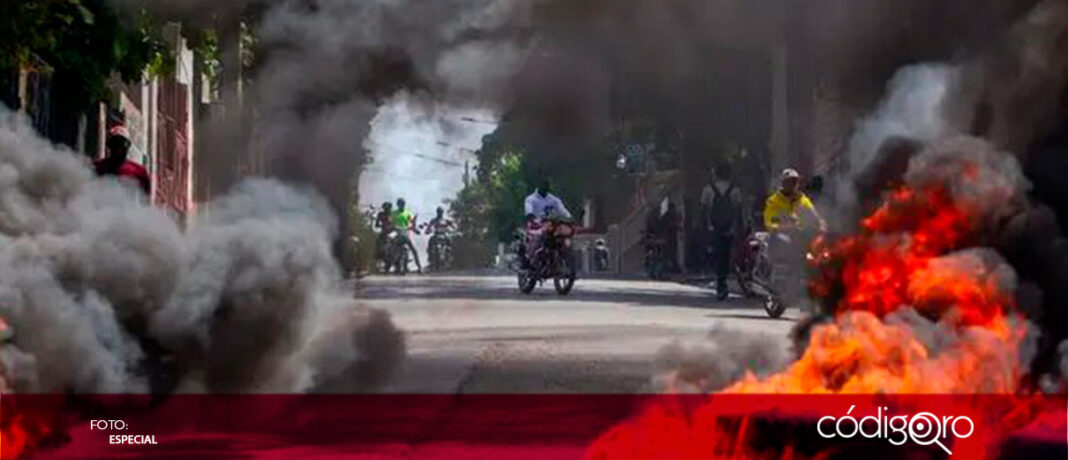 El Gobierno de Haití condenó un ataque pandillero que dejó al menos 70 fallecidos y 16 heridos; esto es una nueva prueba del poder de las pandillas que controlan la mayoría de la capital, Puerto Príncipe, así como las principales carreteras nacionales