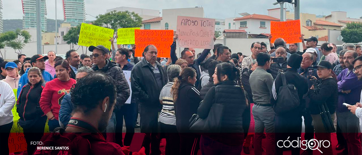 Exigen juicio político contra Felifer; comerciantes formales lo defienden