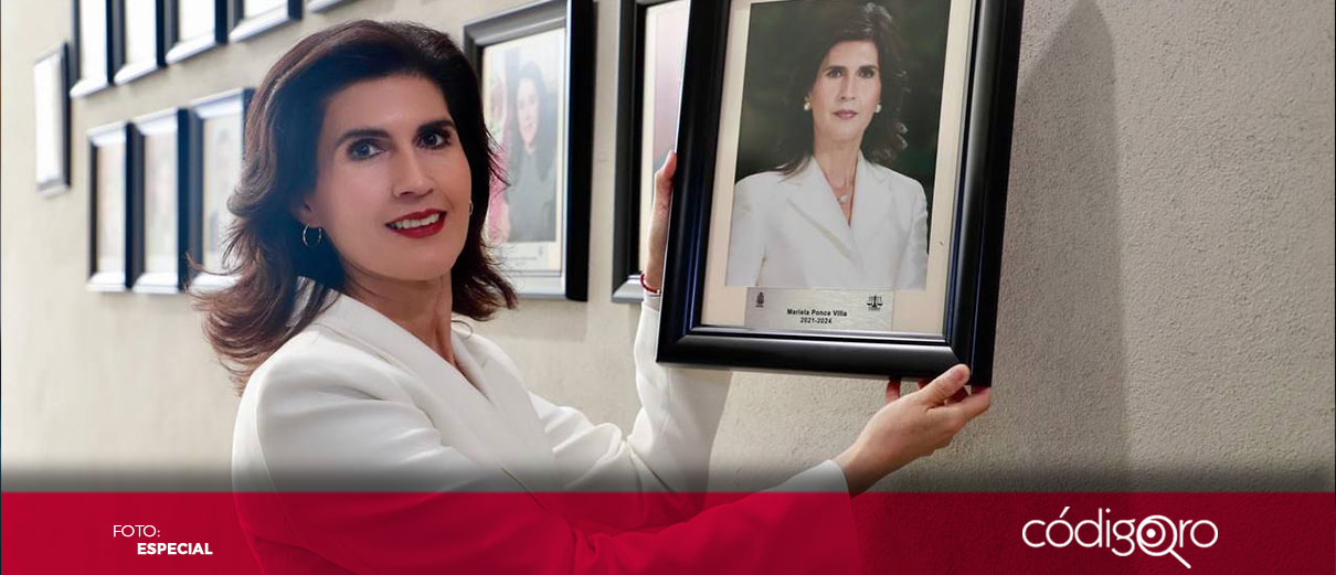 Mariela Ponce devela su fotografía en la galería de presidentes del Poder Judicial