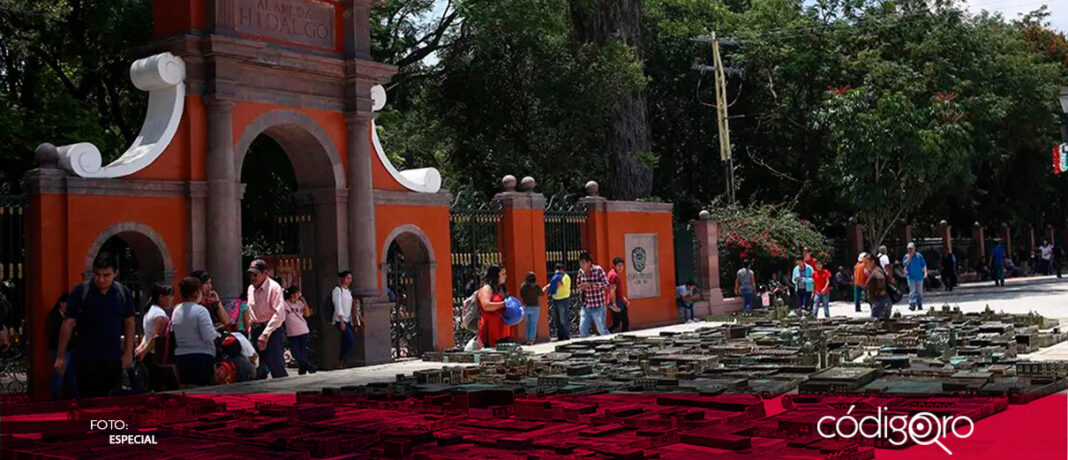 Este viernes, inspectores de la capital queretana realizaron labores de ordenamiento en la Alameda, pero fueron agredidos por ambulantes; por ello, el gobierno municipal solicitará una investigación para deslindar responsabilidades 