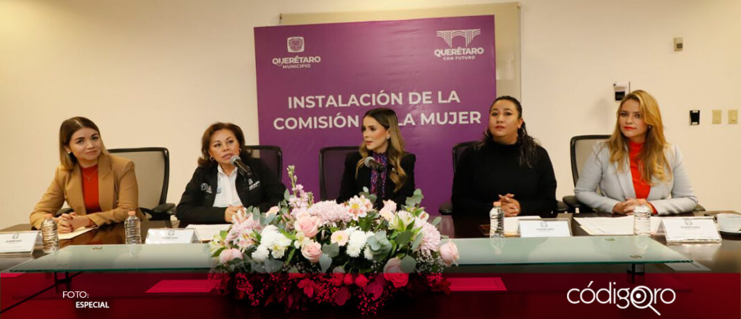 Con el objetivo de fortalecer las políticas públicas con perspectiva de género, promover la igualdad y el empoderamiento femenino, se instaló la Comisión de la Mujer