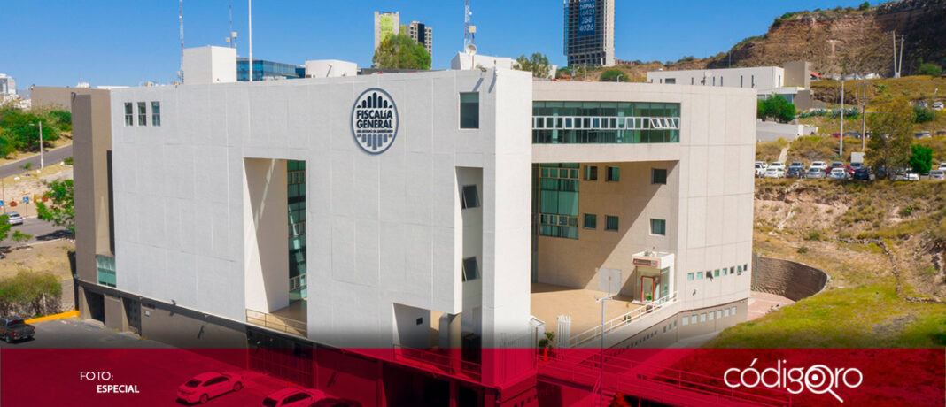 La Fiscalía Anticorrupción de la FGE informó que de los tres servidores públicos de la SSC procesados, dos accederán a suspensión condicional; en caso de incumplir con las medidas impuestas, continuarían con el proceso penal en su contra. La otra persona sigue enfrentando su vinculación a proceso