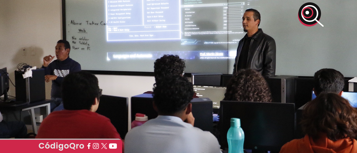 UPSRJ recibe certificaciones de los CIEES para programas académicos