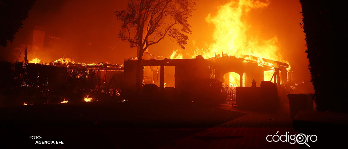 Incendios en Los Ángeles dejan cinco muertos y varias estructuras destruidas