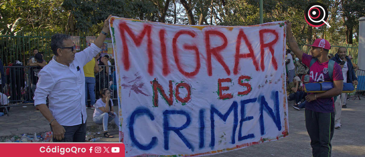 Migrantes protestan por saturación de peticiones en la Comar