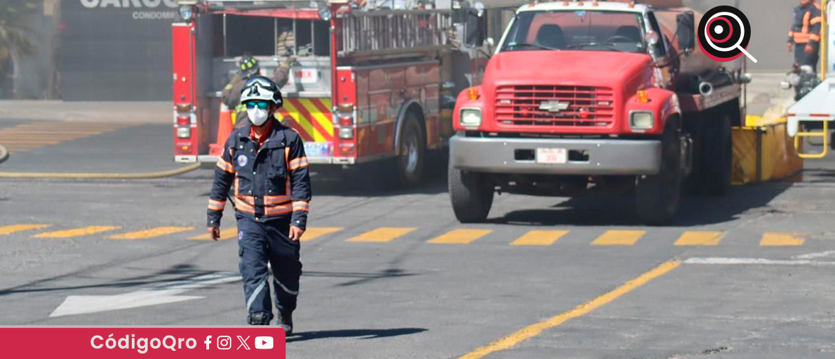 Confinan incendio en bodegas de parque industrial en El Marqués