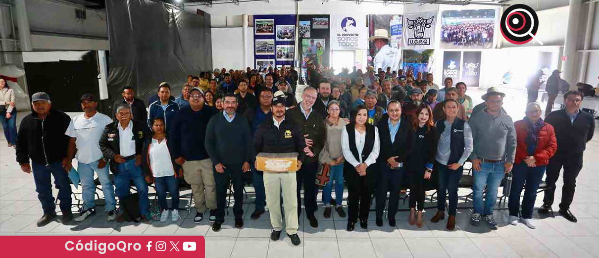Entregan apoyos a apicultores del estado