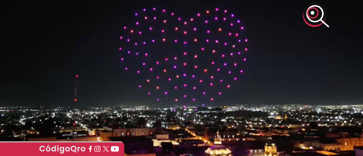 “Mi hilo rojo me trajo a Querétaro” iluminó el cielo para los enamorados