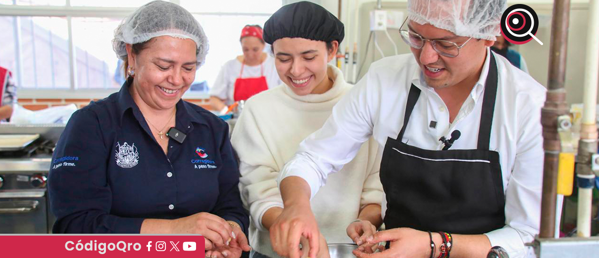 Josué Guerrero asiste al taller de galletería de la Secretaría de la Mujer