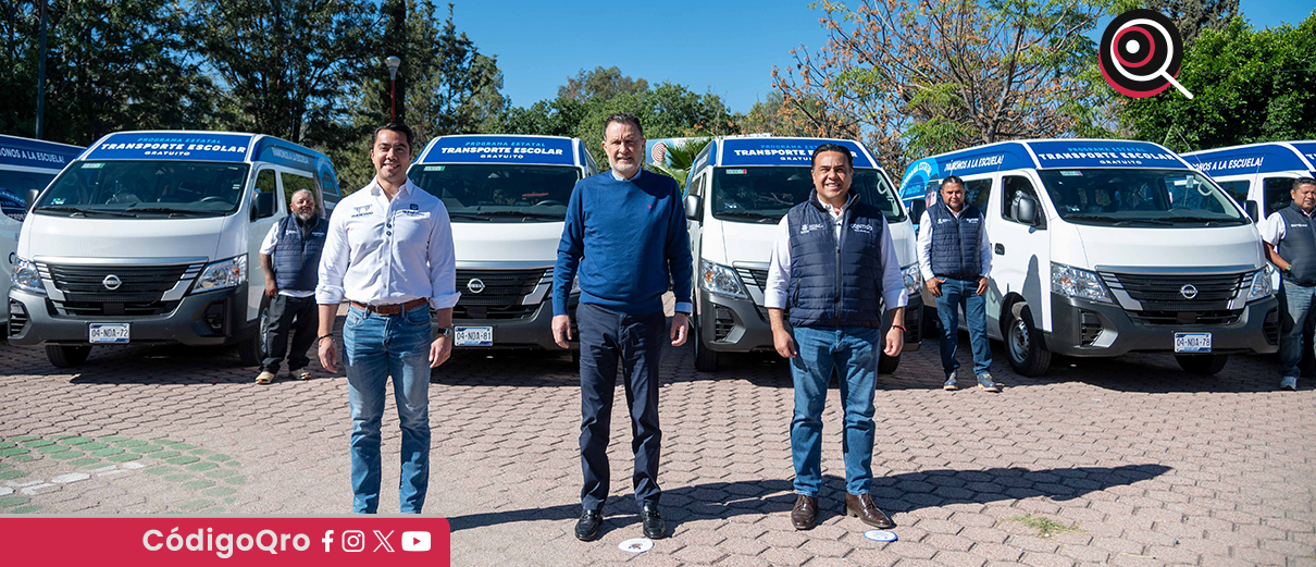 Kuri entrega nuevas unidades de transporte escolar