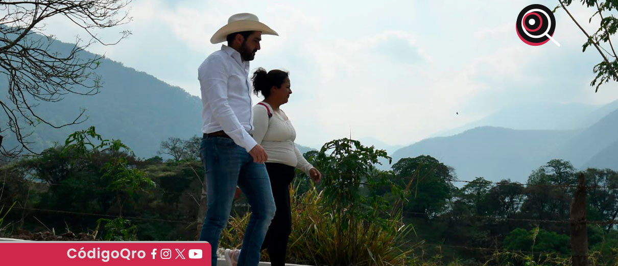 Visita Agustín Dorantes la comunidad de Neblinas