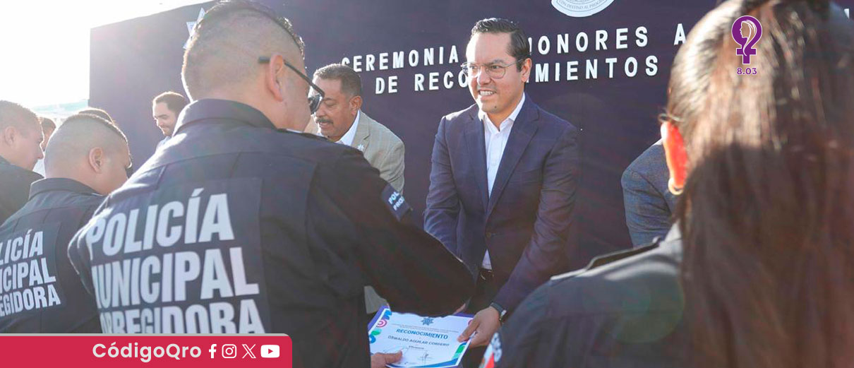 Reconocen a 56 policías en Corregidora
