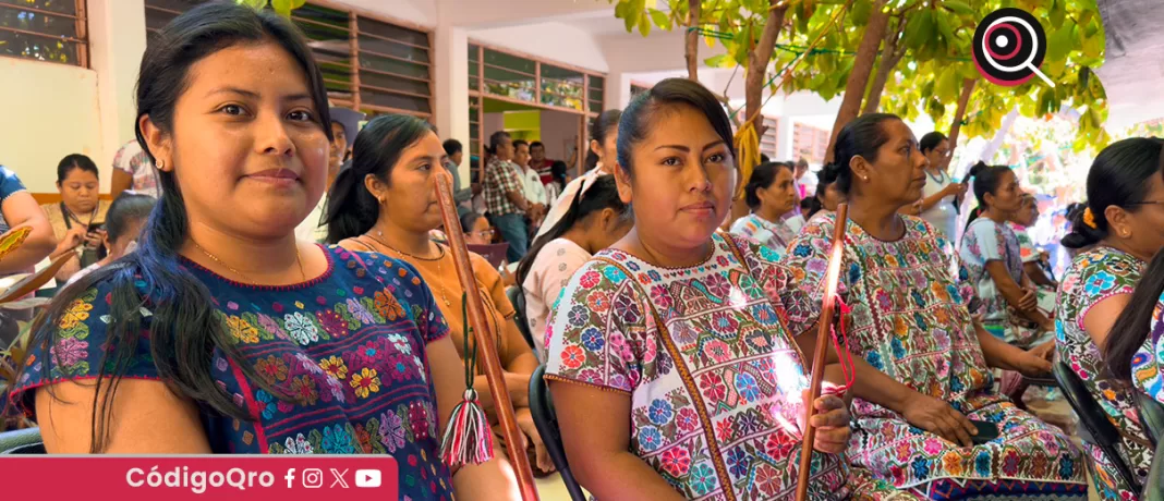 Los pueblos y comunidades indígenas pueden entonar el Himno Nacional en su propia lengua. Foto: Especial