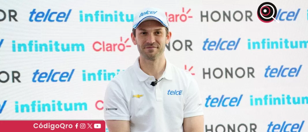 Daniel Suárez presentó el auto con el que competirá en la fecha de Nascar en México. Foto: Especial