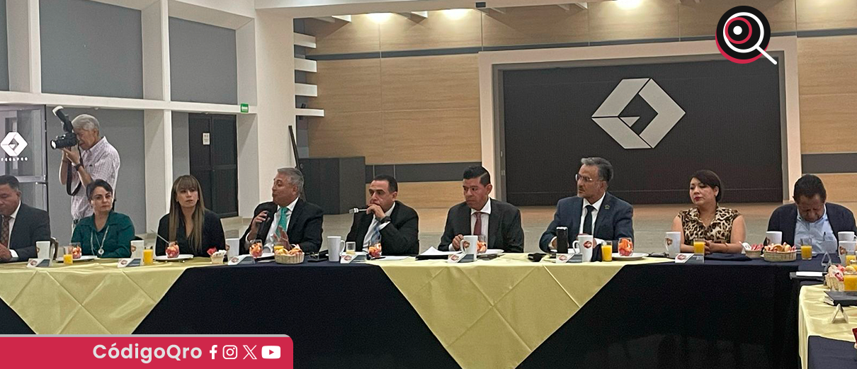 Candidatos en la elección judicial federal participan en asamblea de la Fecapeq