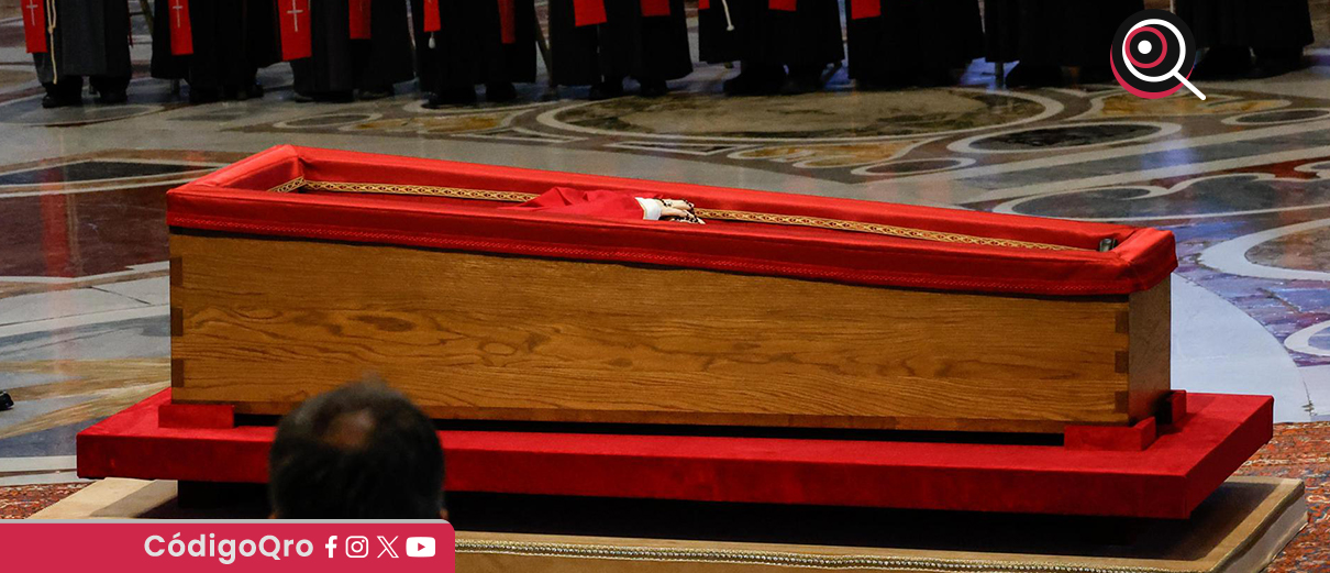 Féretro del papa Francisco llega a la Basílica de San Pedro