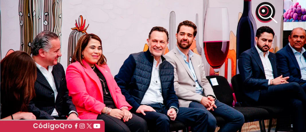 El gobernador Mauricio Kuri encabezó el lanzamiento de la indicación geográfica protegida para vinos queretanos; el distintivo fortalecerá la identidad vinícola de la región, garantizando la calidad del producto y protegiéndolo de imitaciones. Foto: Especial