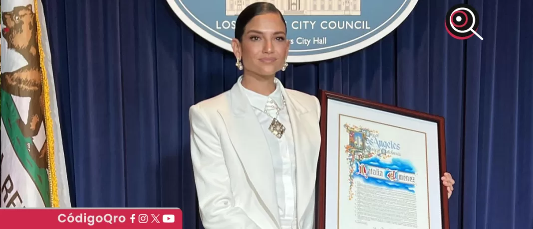 La cantante española Natalia Jiménez recibió un reconocimiento oficial de la ciudad de Los Ángeles y fue nombrada 