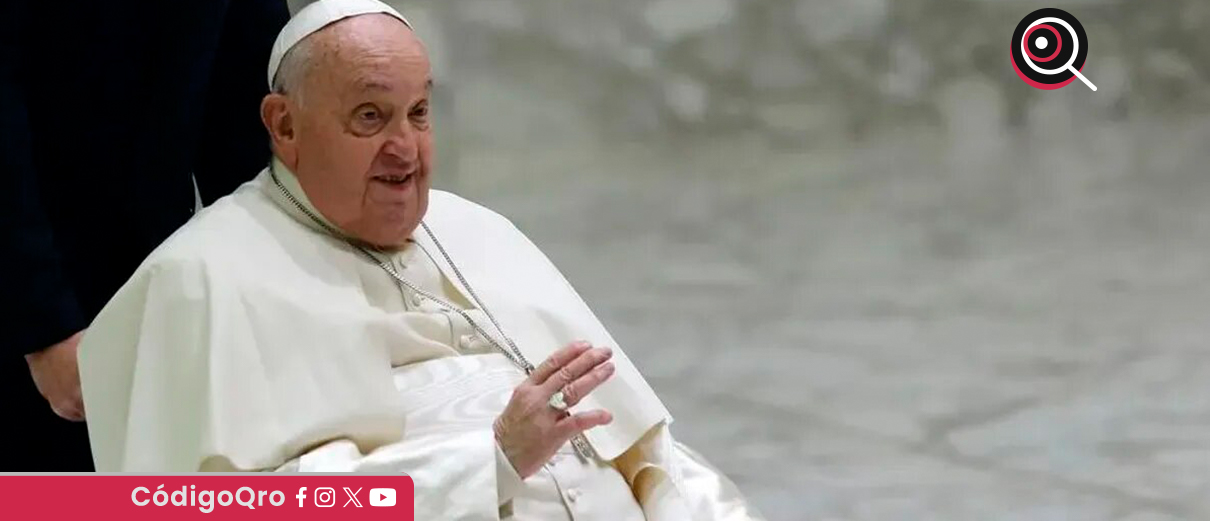 Papa pide en la vigilia traer esperanza mientras soplan "vientos de muerte"