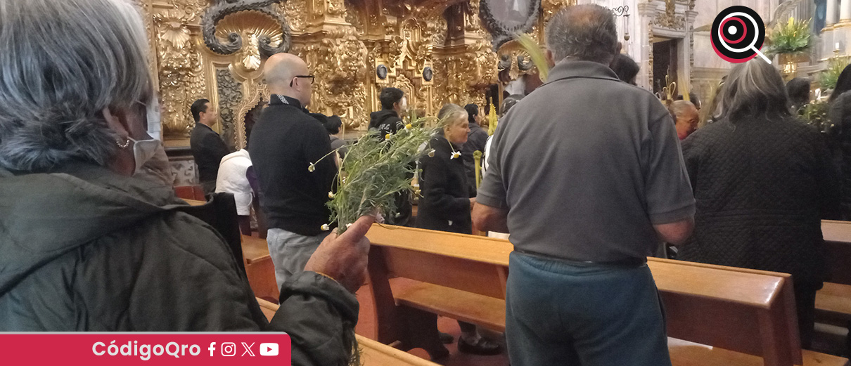 Viven católicos en Querétaro inicio de la Semana Santa