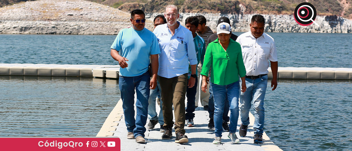 Entrega Marco Del Prete muelle en Tzibanzá