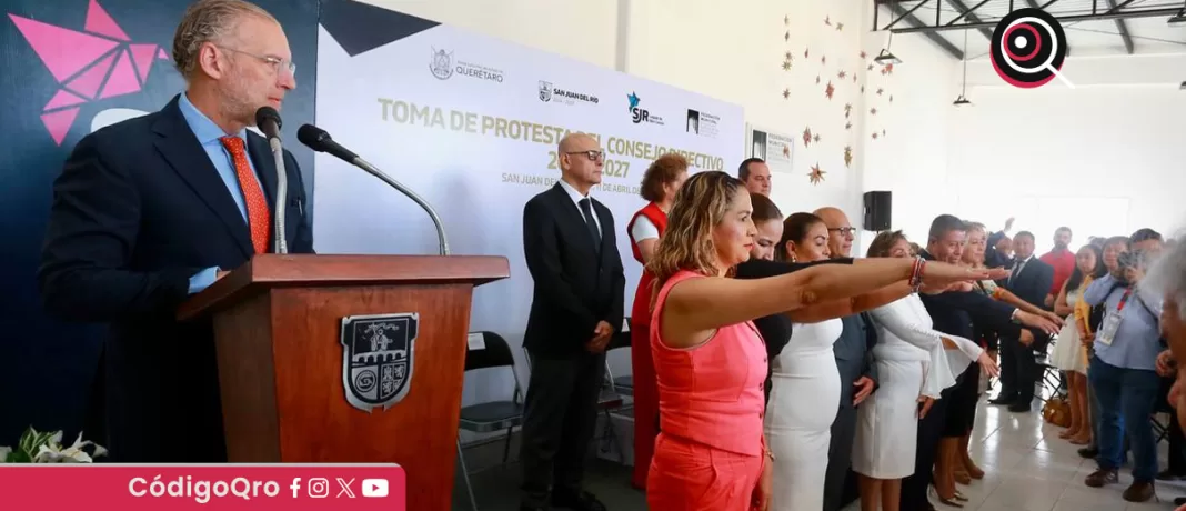Marco Antonio Del Prete encabezó la toma de protesta del nuevo consejo directivo 2025-2027 de la FECAP / Foto: Cortesía